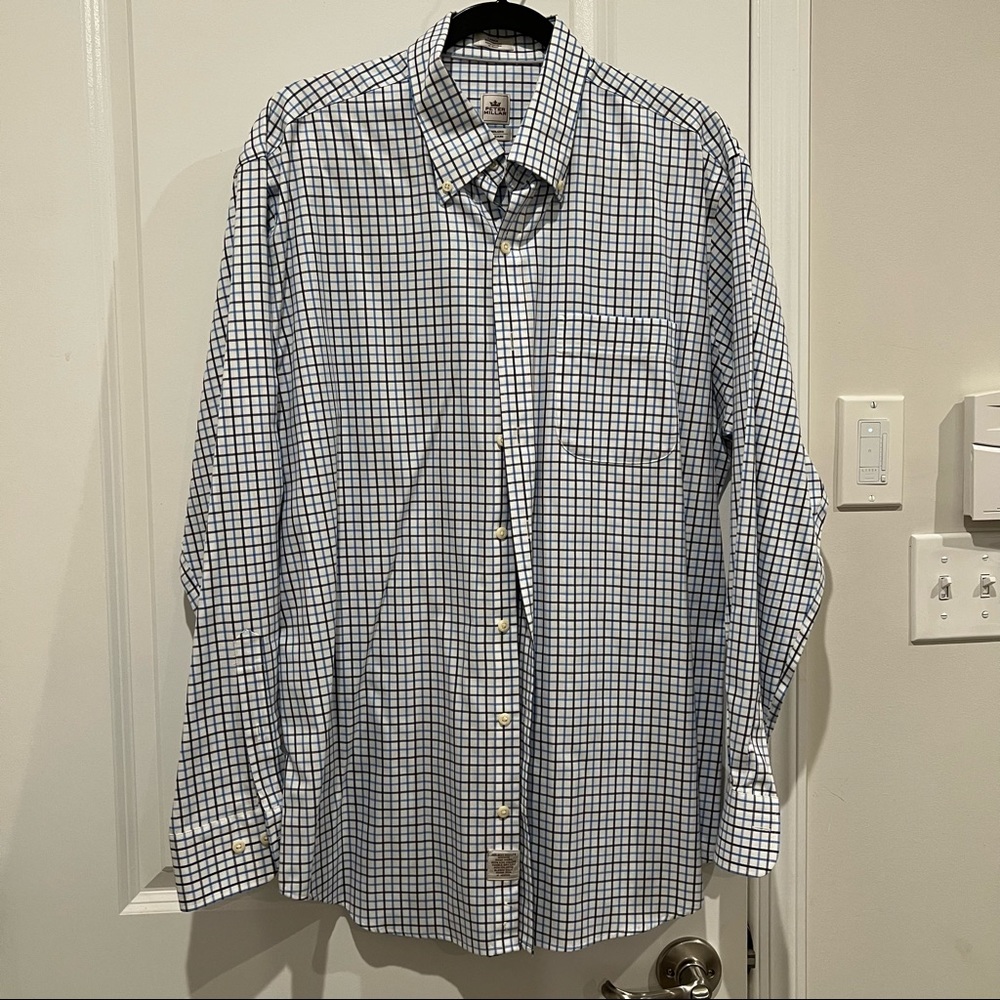 Peter Millar cotton dress shirt. Nanoluxe easycare. Size large